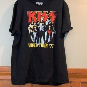 Licenced Kiss graphic tee World Tour ‘77 Sz 2XL Men